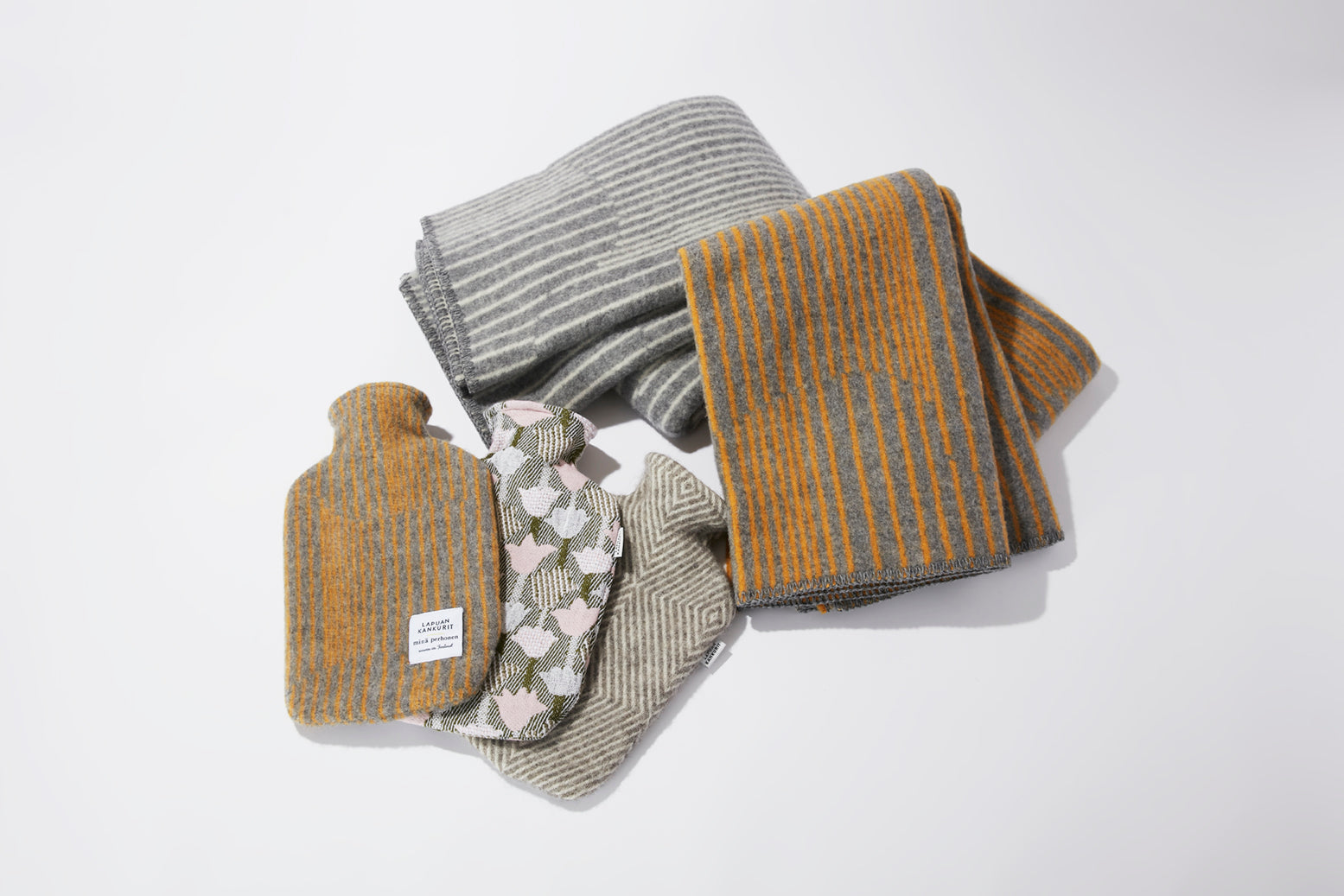 心まで温めるラプアン カンクリの「湯たんぽ」と「ブランケット」