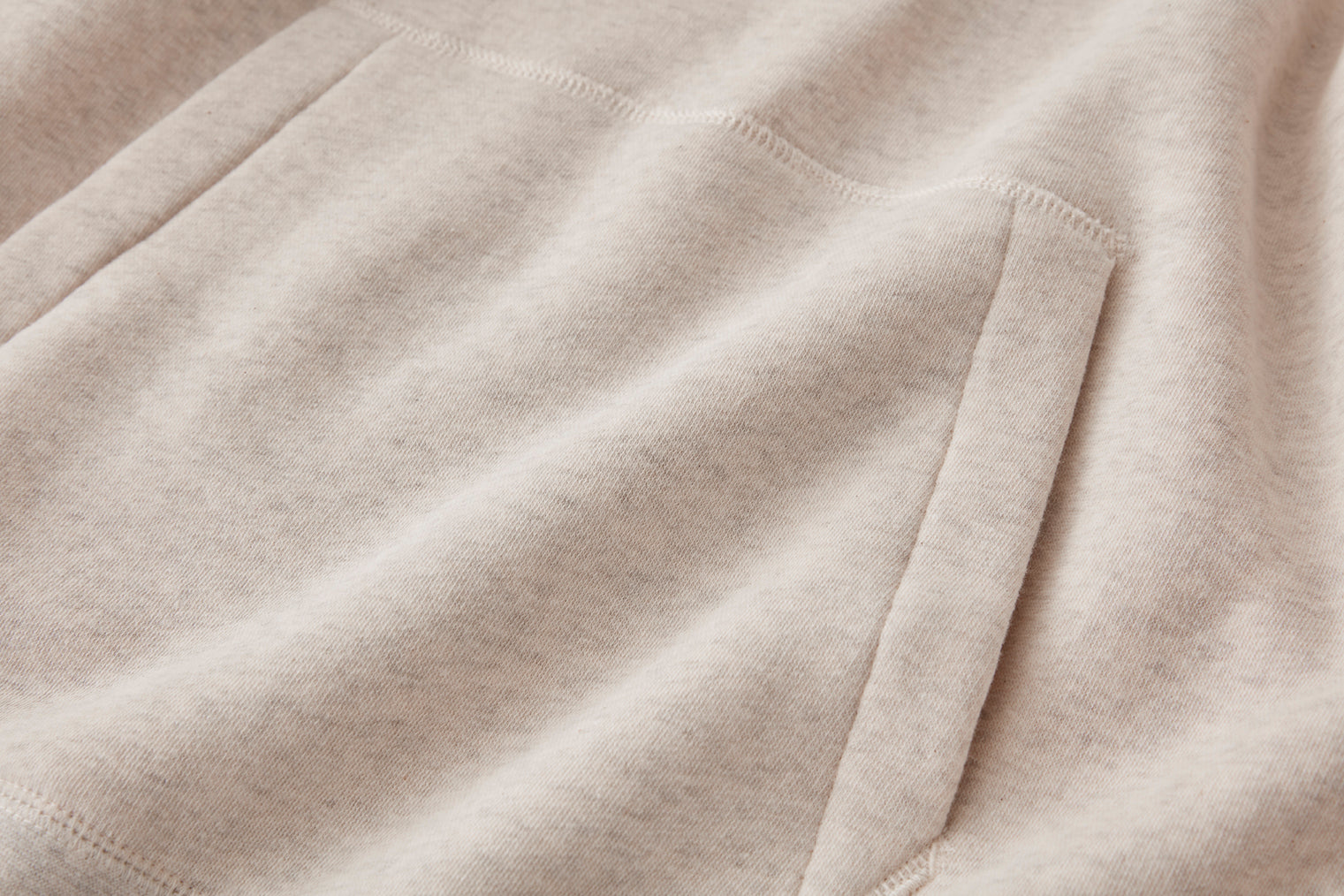 脱ぎたくなくなるほど心地良い大人スウェット「kitt」