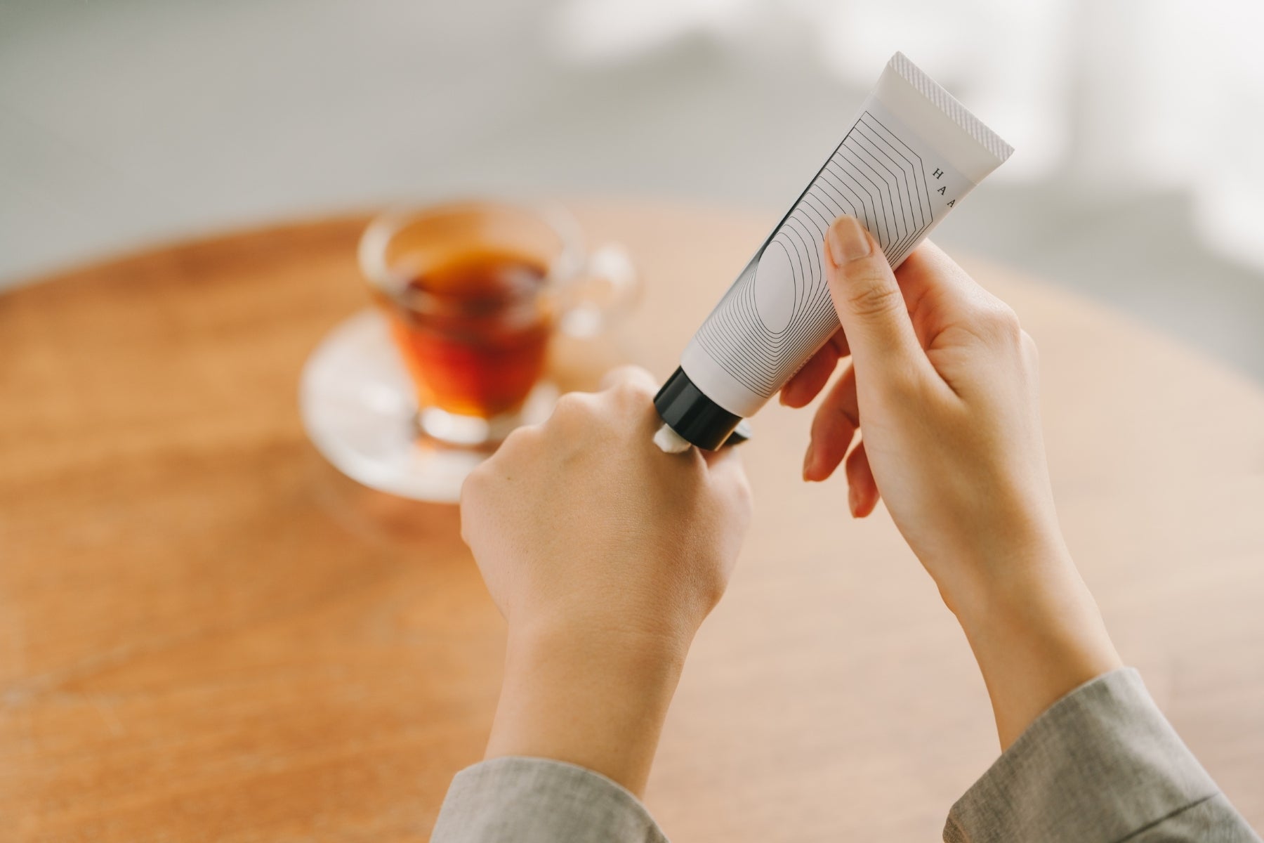 日常の中に"間”を届ける 「 間の香(まのか)」のハンドクリームとロールオンアロマ