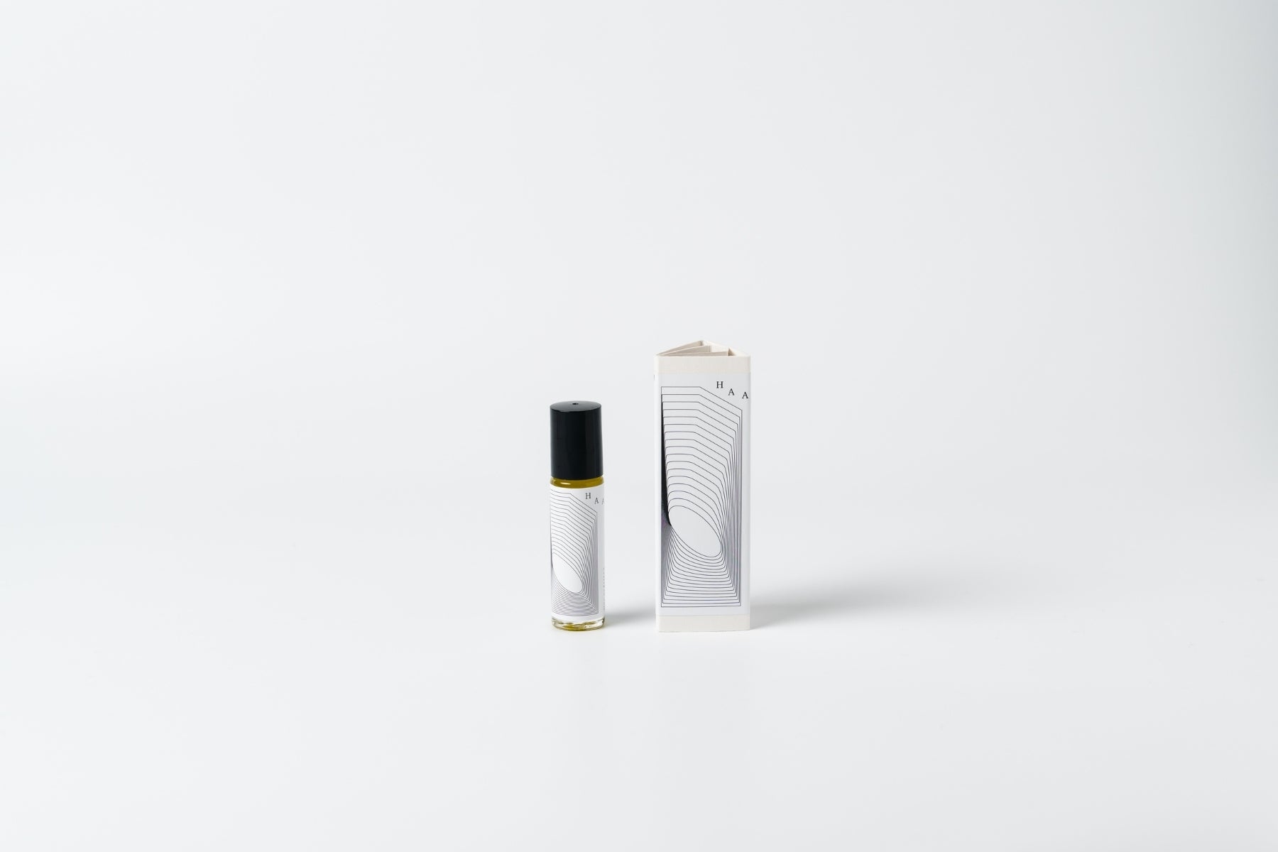 日常の中に"間”を届ける 「 間の香(まのか)」のハンドクリームとロールオンアロマ