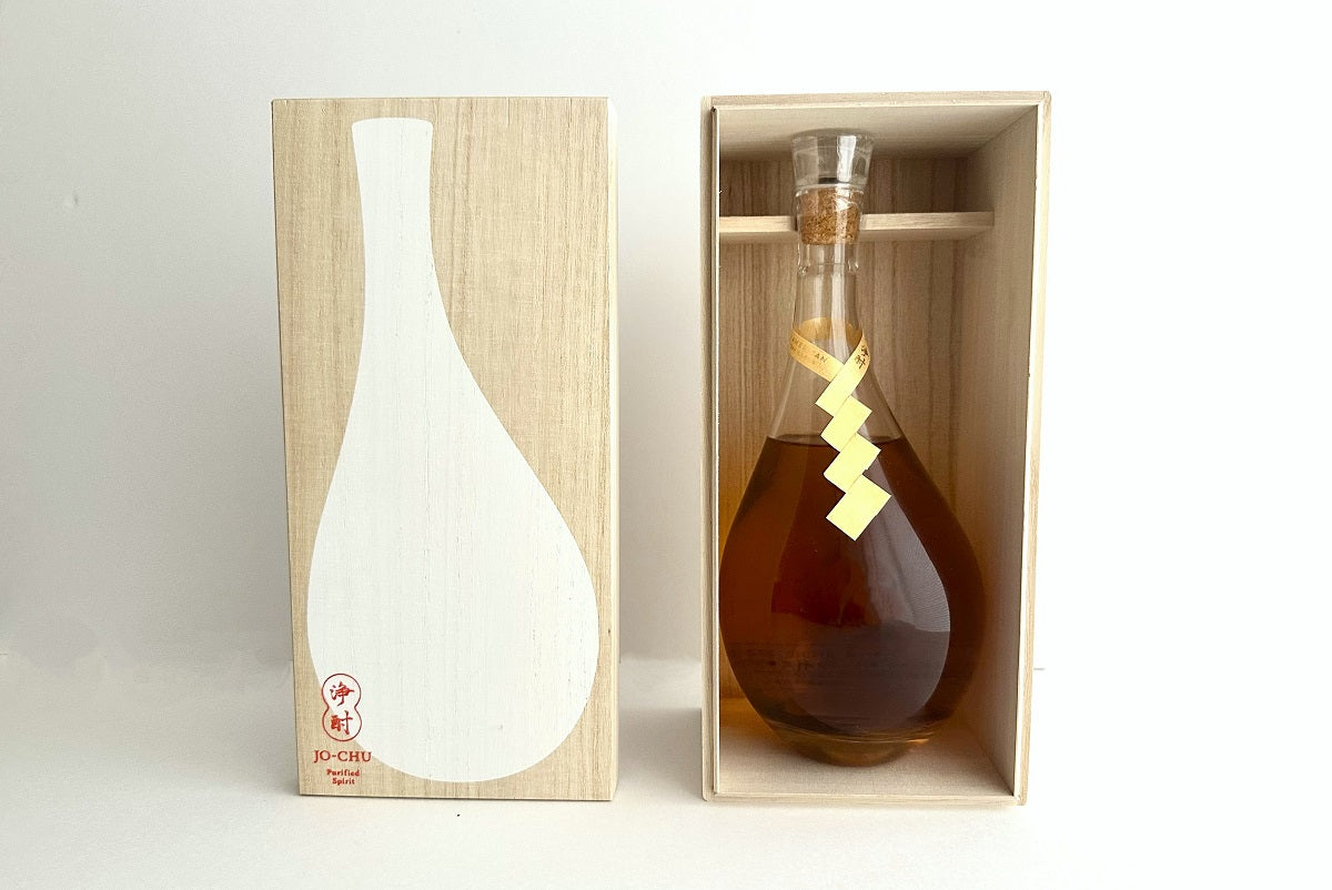 贅を尽くした和酒「浄酎」