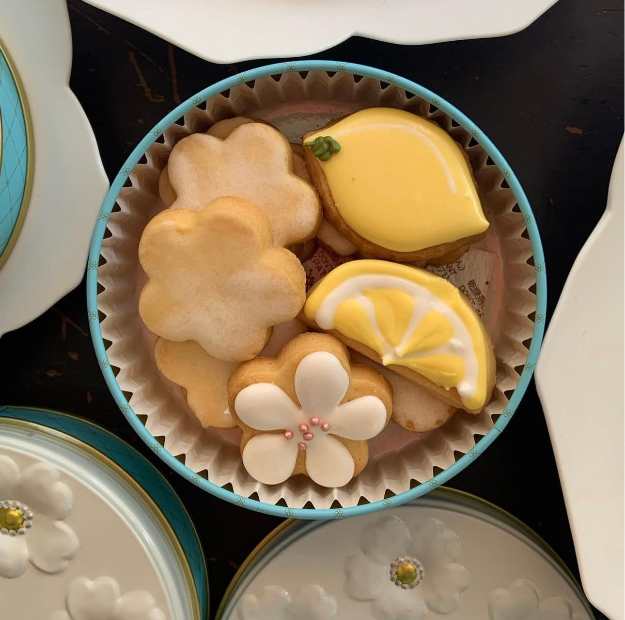 数量限定 瀬戸内レモンブーケクッキー缶