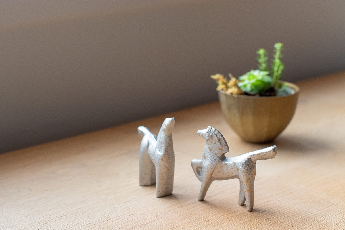 暮らしにちょうどいい2026年干支置物 午年