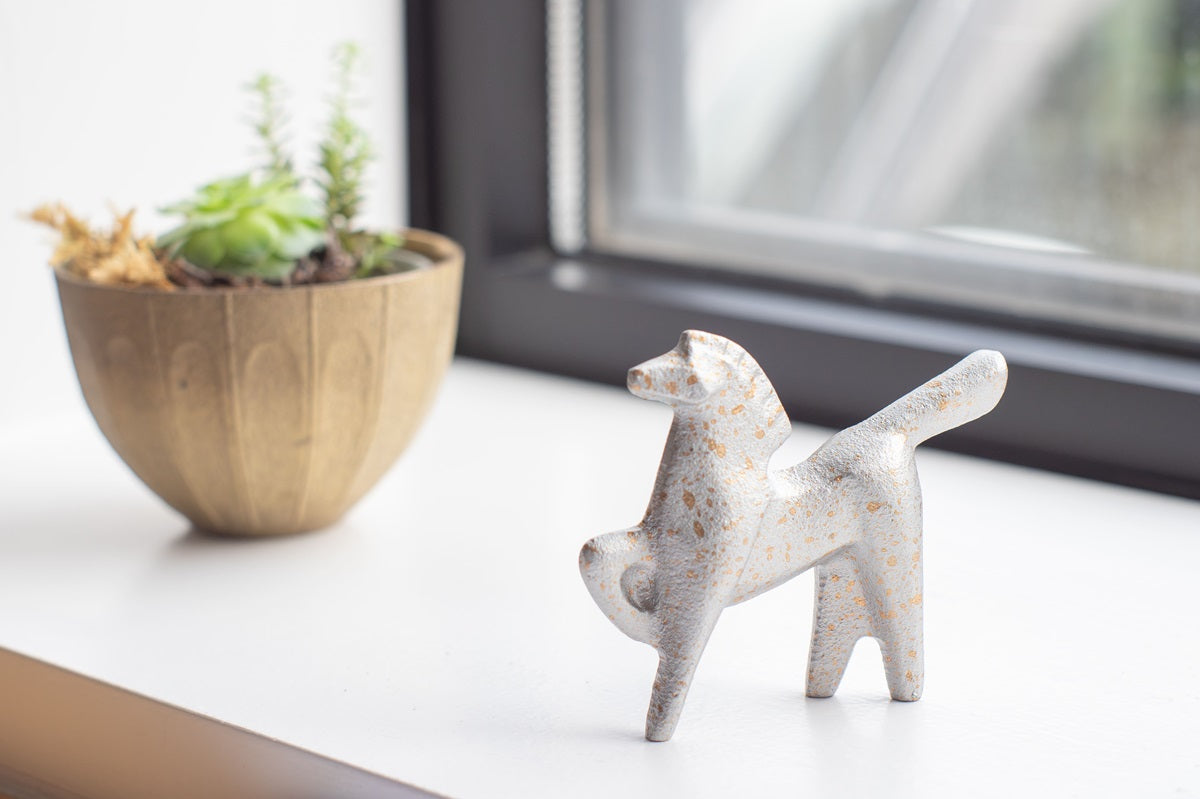 暮らしにちょうどいい2026年干支置物 午年