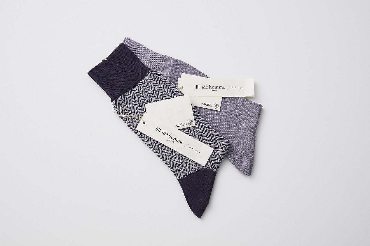 idē homme シルク素材のソックス<桐箱入り2足セット>