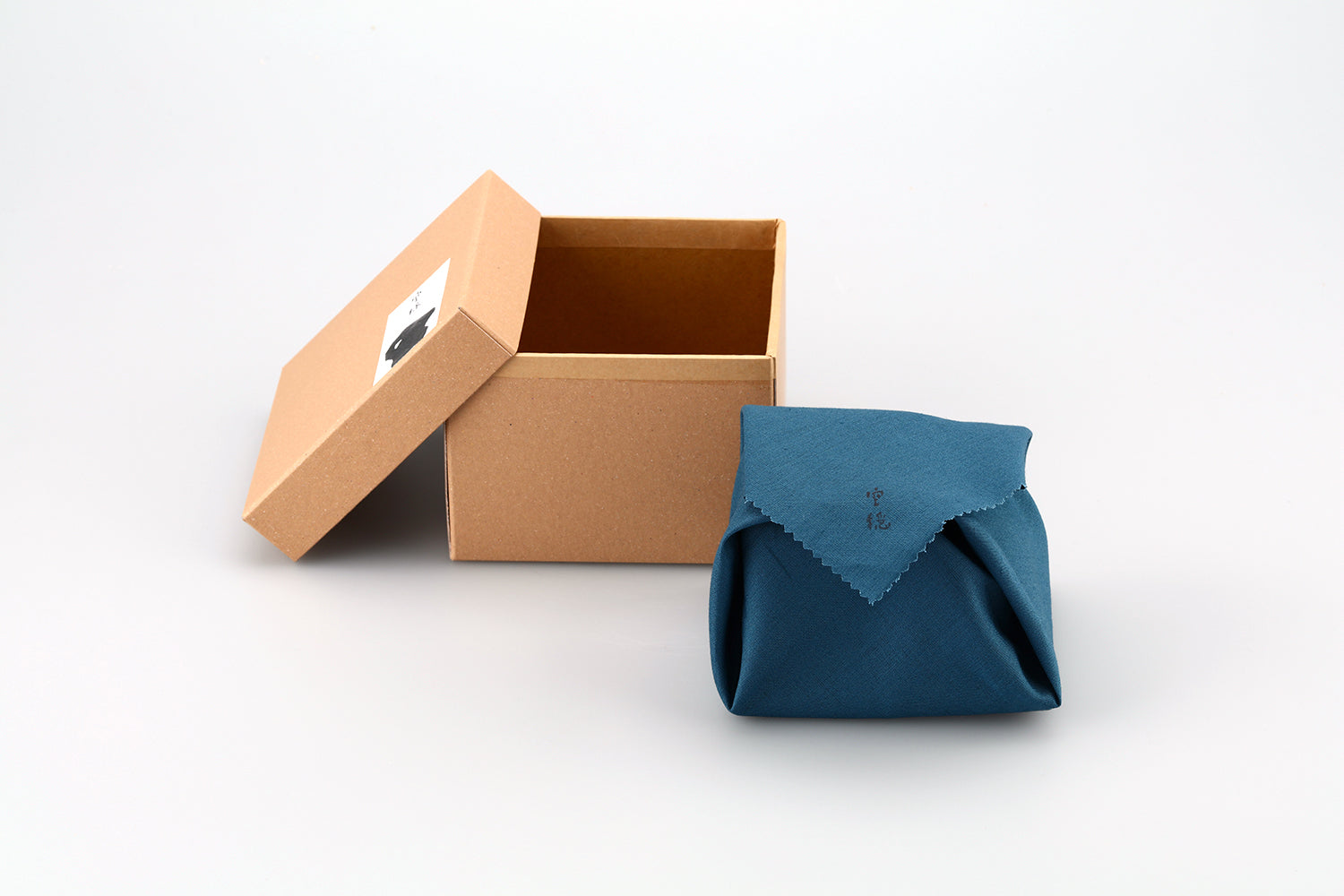 心のインテリア空穏「揺音(ゆりね)」