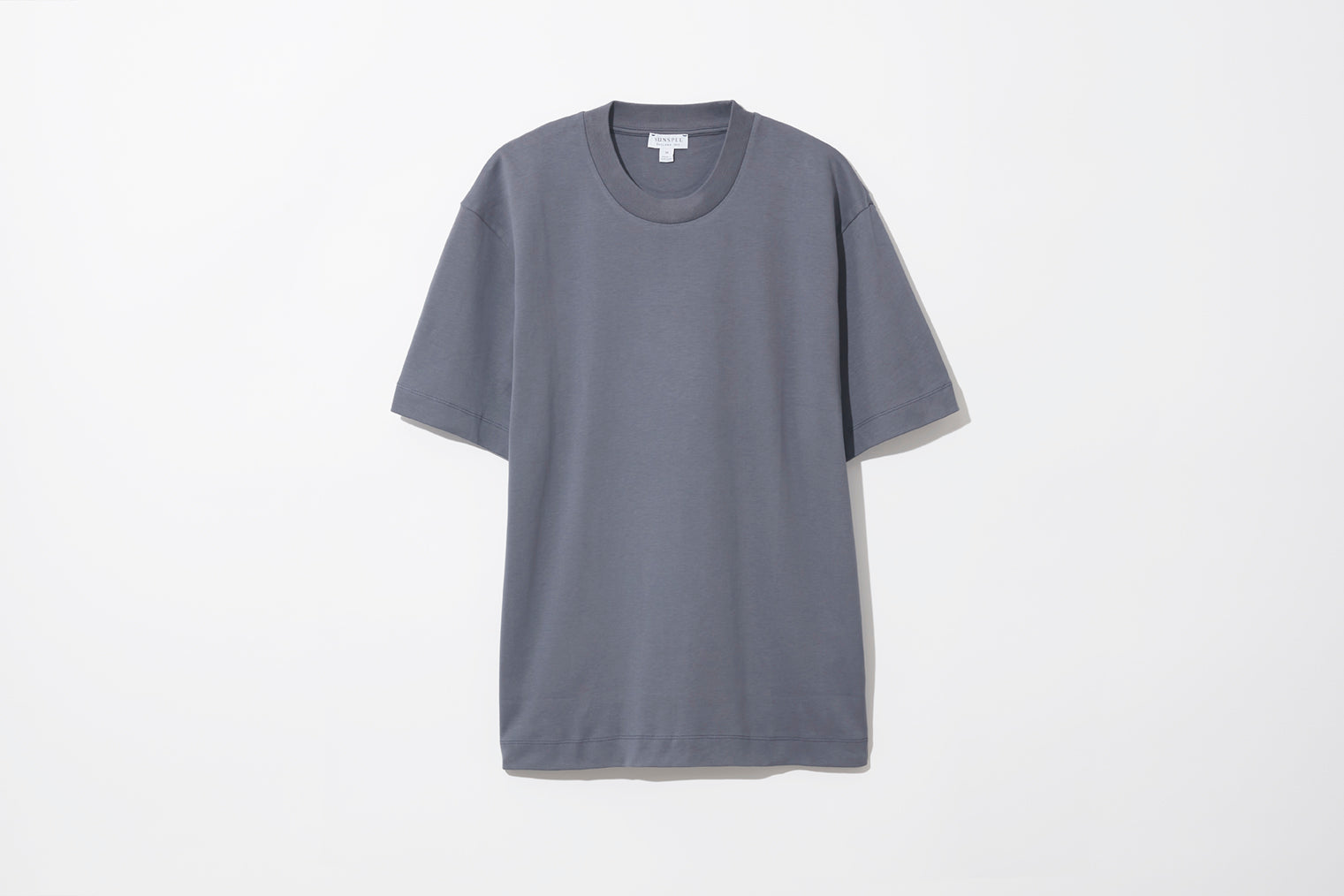 究極のベーシックアイテム　「サンスペルのヘビーウェイトＴシャツ」