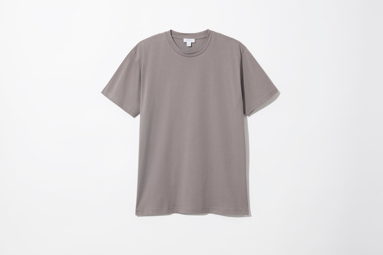 究極のベーシックアイテム 「サンスペルのTシャツ」