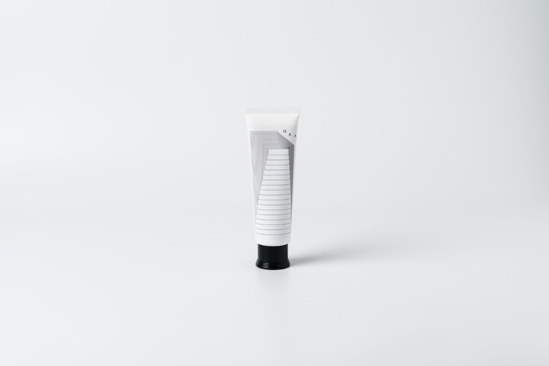 日常の中に"間”を届ける 「 間の香（まのか）」のハンドクリームとロールオンアロマ