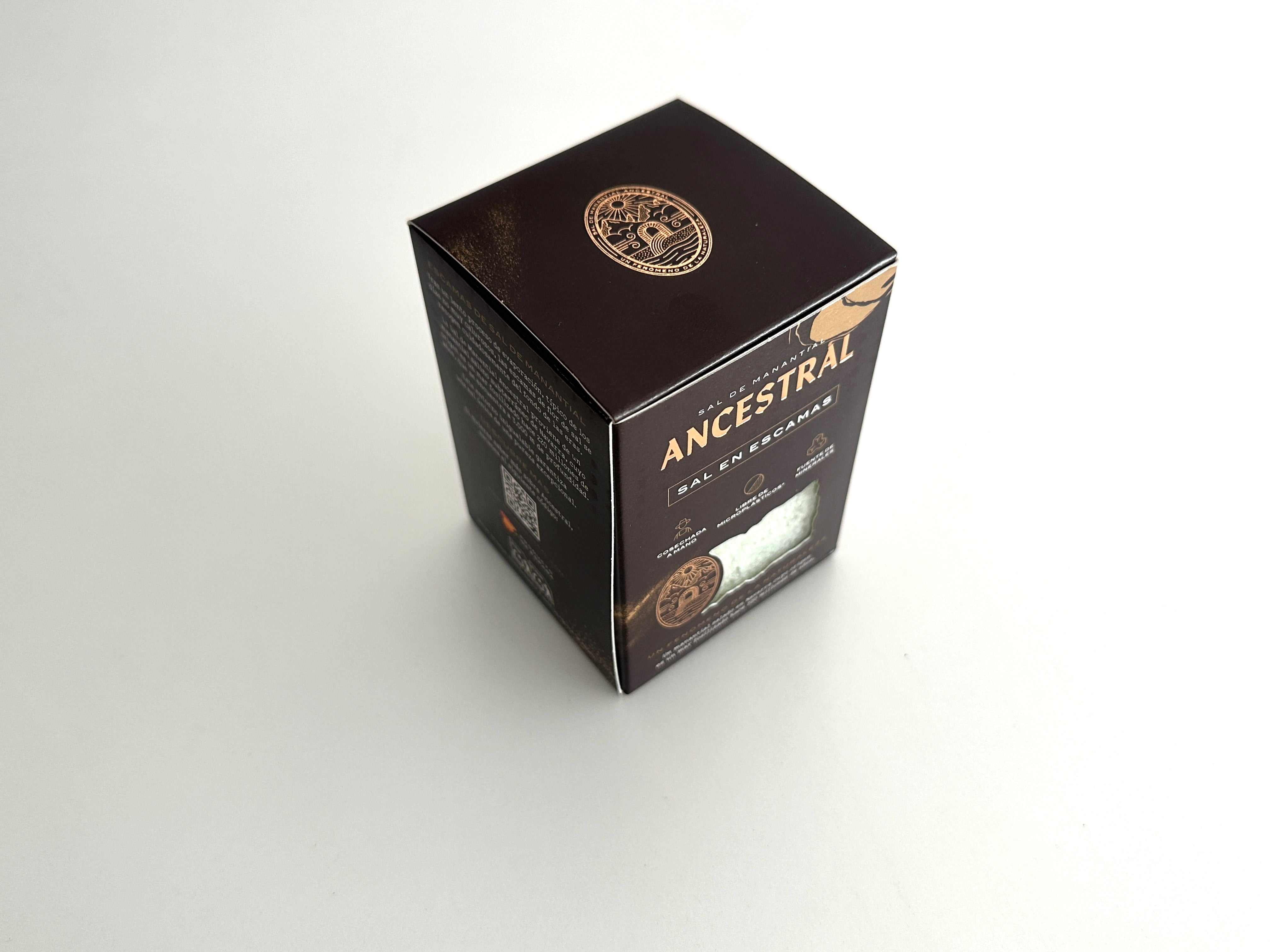 プロのシェフも愛用する「バスクの塩の結晶」アンセストラル