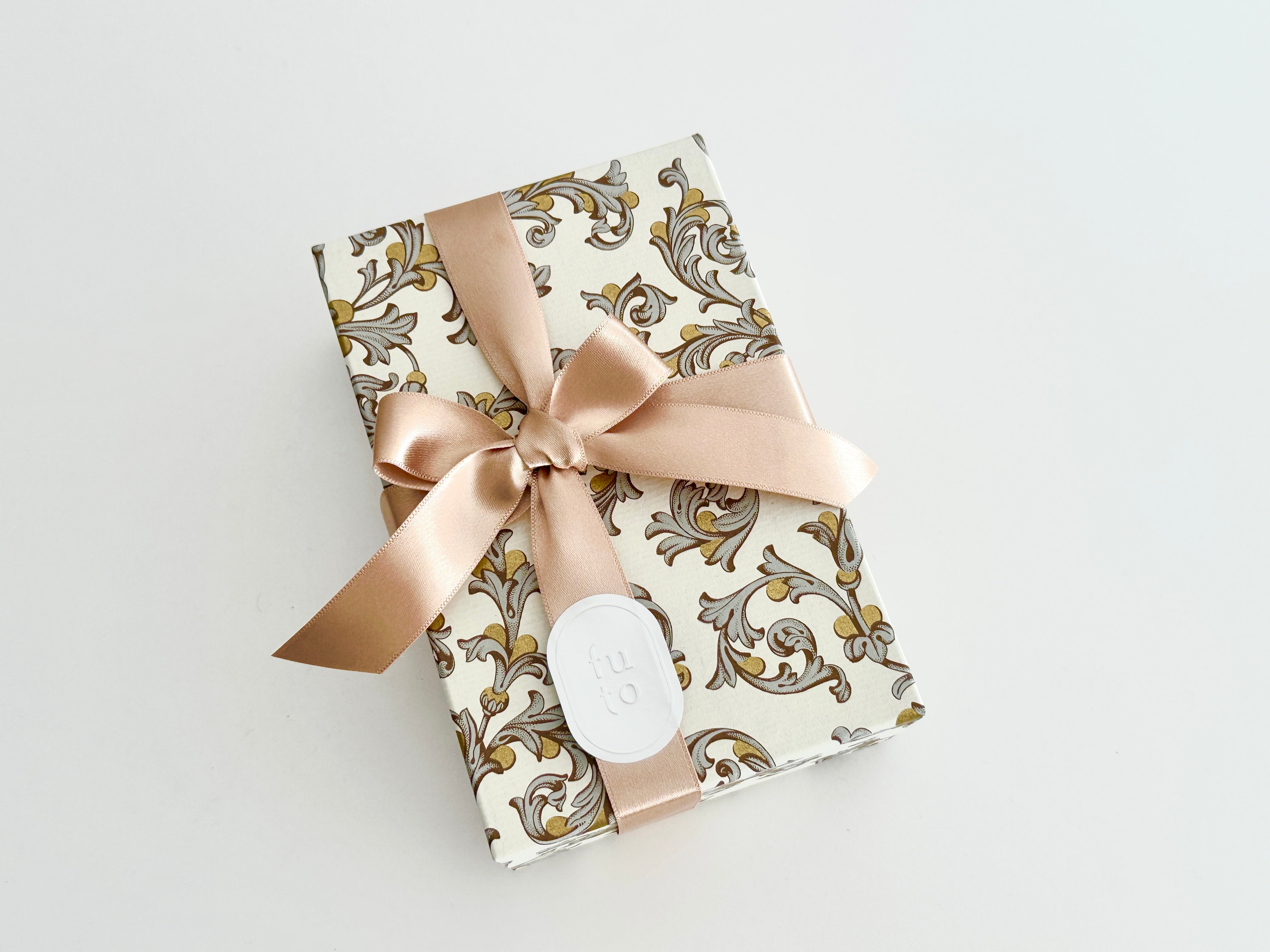 森の時間を味わう特別な国産はちみつギフトセット