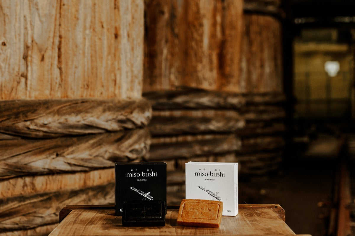 新発想！削って使う味噌「みそぶし（miso-bushi)」