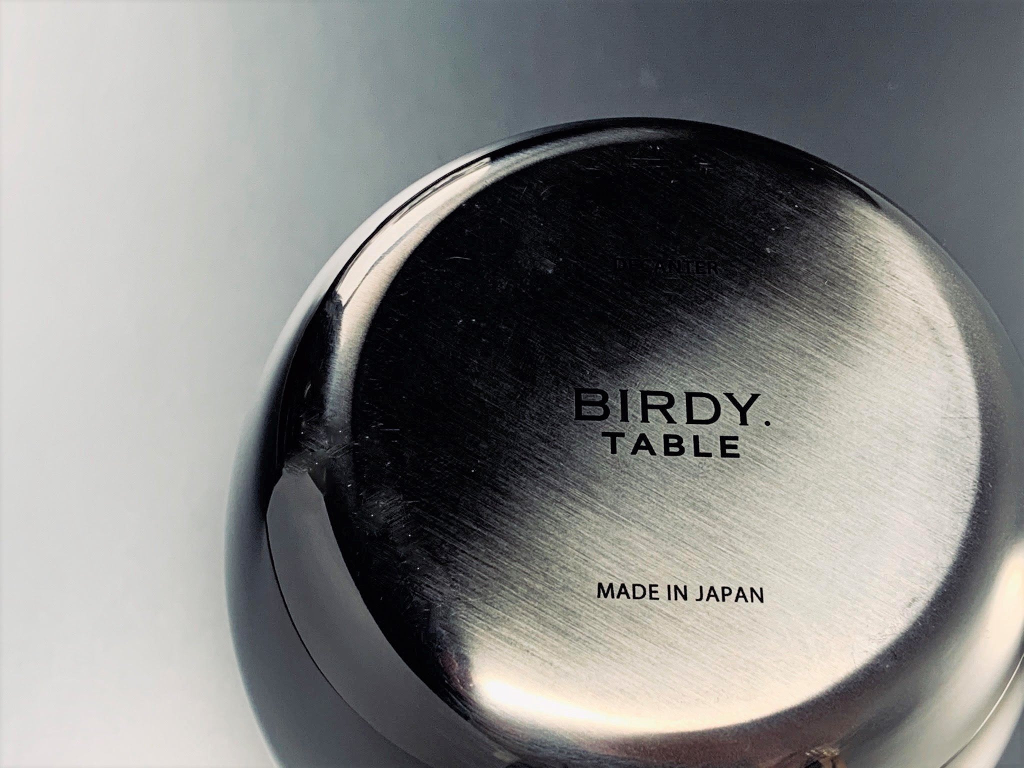 ワインの表現力を高めるBIRDY.デキャンタ