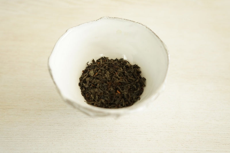 カネロク松本園の燻製紅茶（茶葉）